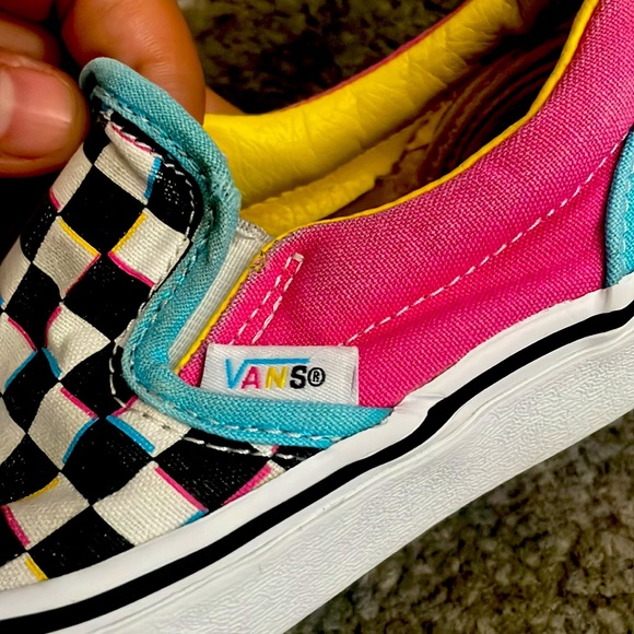 Vans 💗💙💛🏁 Slip-Ons - Picture 3 of 4